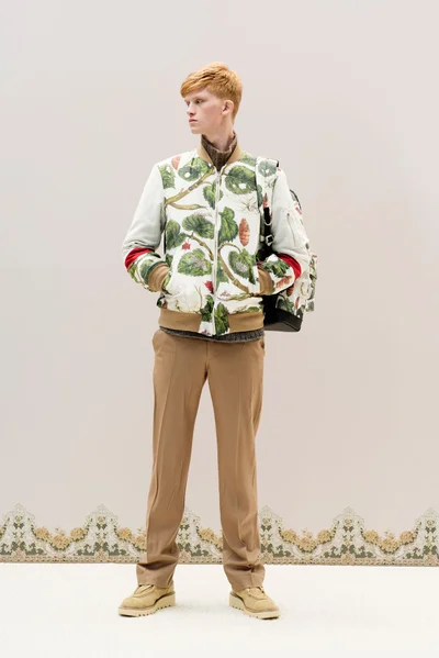 Look 14